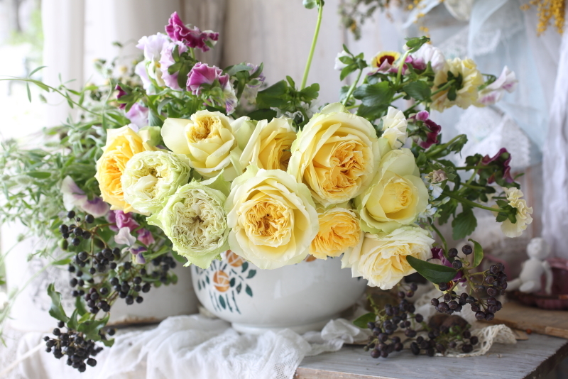 アブセントインスプリング by 堀木園芸: フラワーアレンジメント