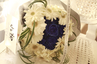 bluerose.jpg