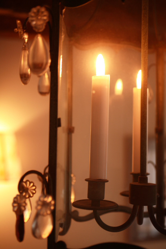 chandeliaparts2.jpg
