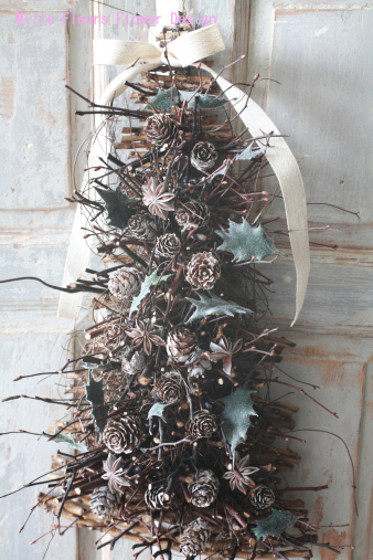 christmastreewalldecoration.jpg