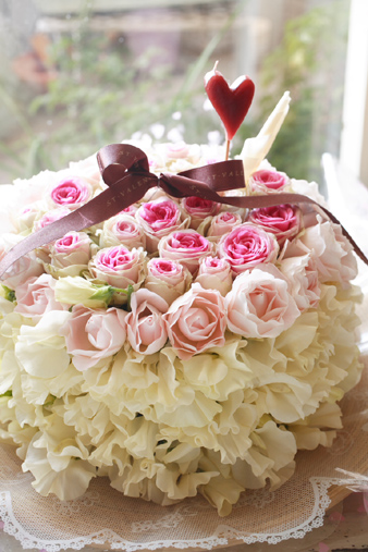 flowercake1.jpg