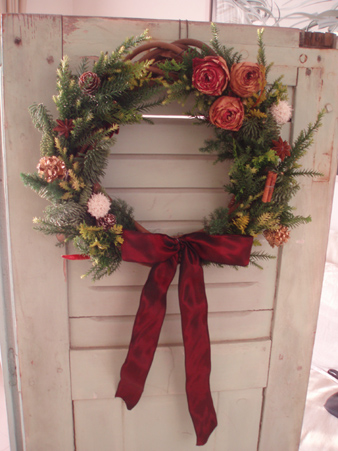 iceflowerwreath2.jpg