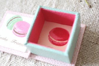 macaron1.jpg
